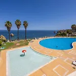 O Golfinho Апартаменты Лагуш